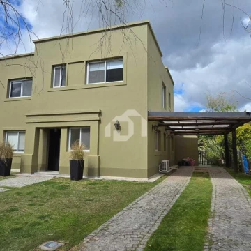Casa  en Alquiler en San Isidro Labrador, Villanueva, Tigre
