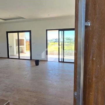 Casa  en Venta en Santa Elisa, Pilar del Este, Pilar