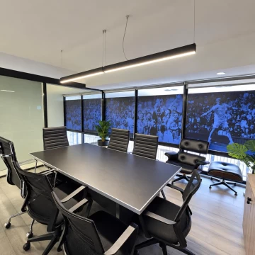 Excelente Oficina remodelada al frente San Nicolás