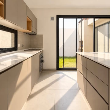 Oportunidad Venta Casa 3 o 4 ambientes Remodelada 100%