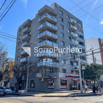 Venta departamento 2 ambientes con balcón Moron Sur