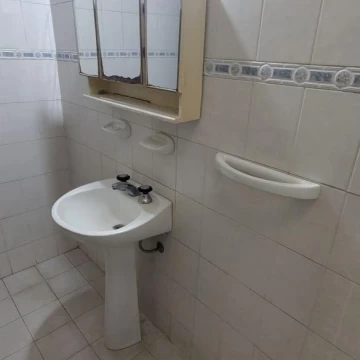 1790280192.jpg
