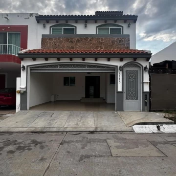 Casa en renta en Fraccionamiento Real del Valle 3 Recámaras