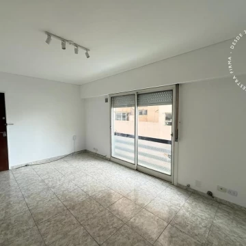Departamento en alquiler de 2 ambientes - Villa Ballester