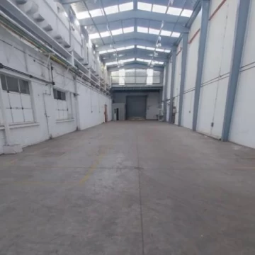 Alquiler Depósito 4745m2 en predio en La Tablada