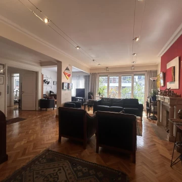 Departamento en venta con balcón 