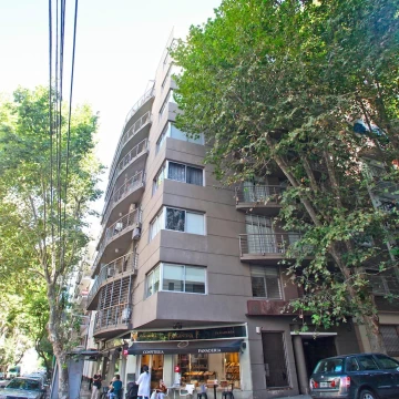 2 AMB ALQUILER, COCINA INTEGRADA, LAUNDRY, IMPECABLE!!