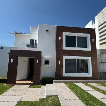 Casa En Condominio en venta en Fraccionamiento Lomas de Cocoyoc 4 Recámaras