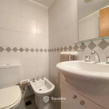 1790345546.jpg
