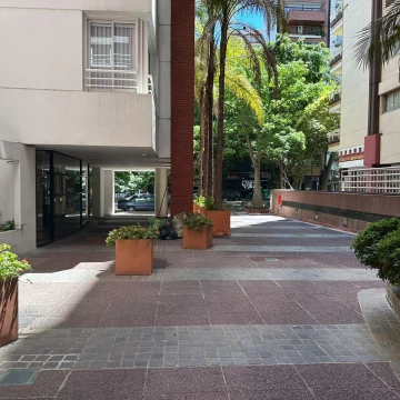 Departamento 2 ambientes con balcón en Palermo Chico.