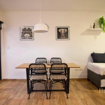 Impecable dos ambientes en edificio moderno .Muy bien ubicado y con excelente distribucion