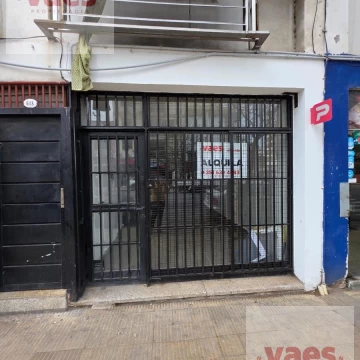 ALQUILER – Local comercial con Gas natural en la Av. General Paz Barrio Centro