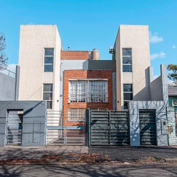 PH en venta Villa Real
