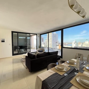 Venta departamento 3 dormitorios CON COCHERA   QUINCHO Y PILETA EXCLUSIVA.-
