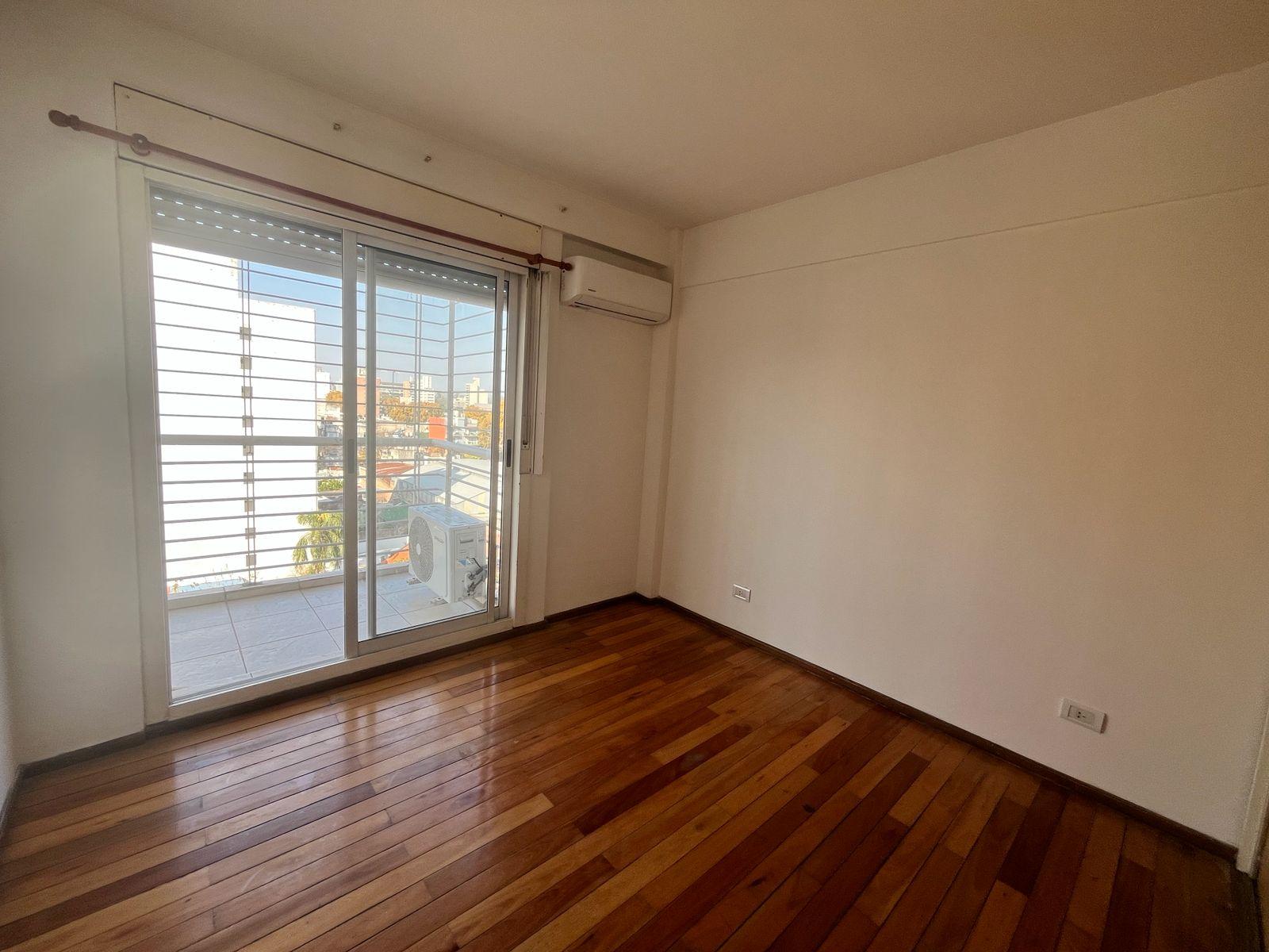 Dormitorio frente