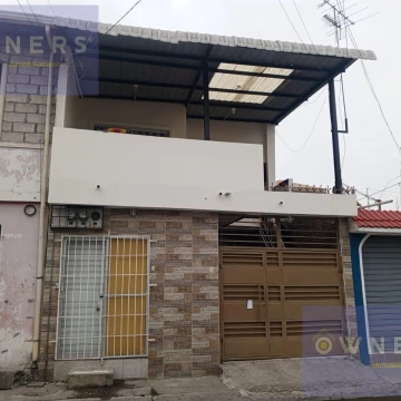 ALQUILER DE AMPLIO DEPARTAMENTO PB, LAS ORQUIDEAS