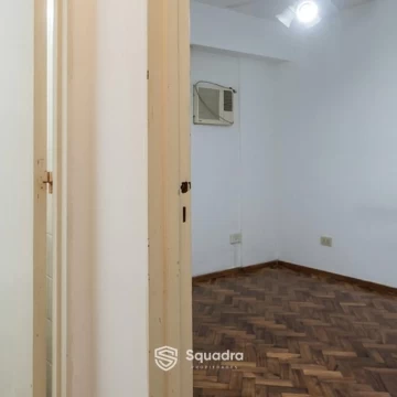 1790363556.jpg