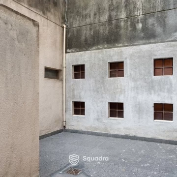 1790363558.jpg