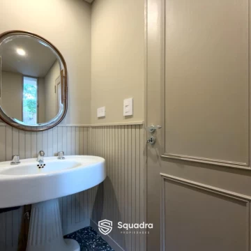 1790363565.jpg