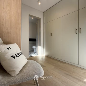 1790363575.jpg