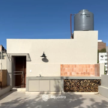 1790363587.jpg