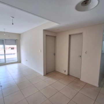 Departamento de 1 dormitorio en alquiler con balcón al frente Tucumán 1378 Rosario