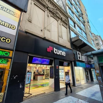 Local 700 m² sobre Florida – 350 m² en PB apto todo rubro