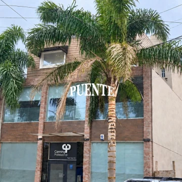 Oficinas Profesionales en Canning, Esteban Echeverria - Frente a Disco