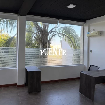 Oficinas Profesionales en Canning, Esteban Echeverria - Frente a Disco
