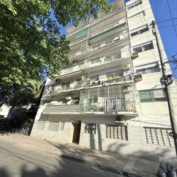 VENTA DEPARTAMENTO 2 AMBIENTES VICENTE LOPEZ, a metros de Av Maipu