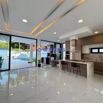 VENTA CASA ESTRENO MOCOLI SAMBORONDON PISCINA BAR BBQ (JLR
