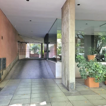 Venta Cochera Fija y Baulera - Belgrano C - Cuba 2345 - Seguridad 24h
