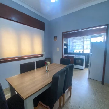 Venta Dos Casas en Block con Gran Fondo – Lanús Este