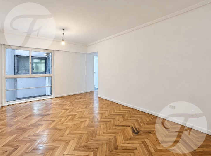 Departamento de 2 ambientes en venta en Recoleta | Uriburu al 1200