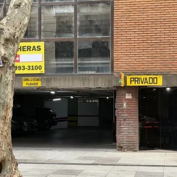 Cochera en Belgrano