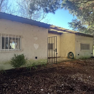 CASA EN COSTA CHICA A 500 M DEL MAR | 3 DORM. | LOTE 1.000 M²