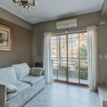 PH 3 AMBIENTES CON BALCON AL FRENTE MATADEROS NAON