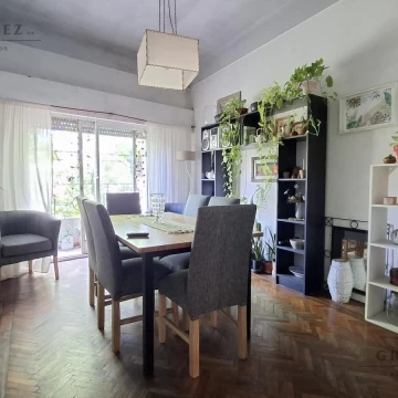 PH 220 m2 en Barracas con balcón, patio y terraza Venta