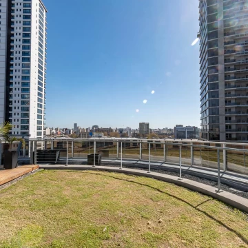 VENTA PENTHOUSE 2 DORMiTORIOS Y 2 COCHERAS EN PUERTO MADERO