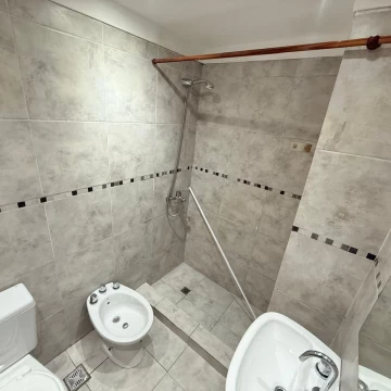 1790627325.jpg