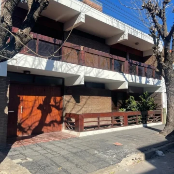 VENTA PELLEGRINI 618 APT CREDITO