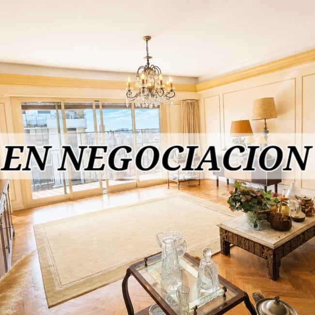 Venta Permuta departamento de 4 ambientes con dependencia baulera y cochera