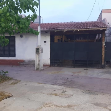 CASA EN VENTA CAPITAL, SEXTA SECCIÓN MENDOZA