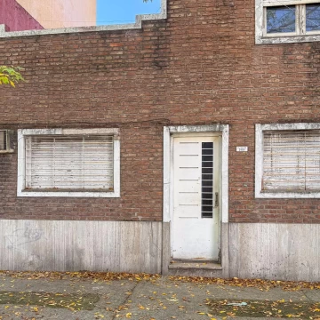 VENTA PH A RECICLAR CON ENTRADA INDIVIDUAL Y TERRAZA