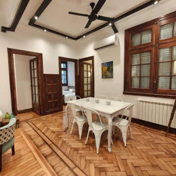 Departamento en venta 3 ambientes reciclado, Edificio del Arco, patrimonio protegido, Monserrat"