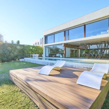 Venta Casa al agua en Los Alisos, 4 dormitorios 2 en suite - Nordelta