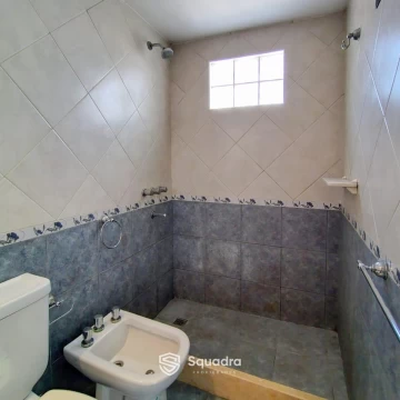 1790698352.jpg