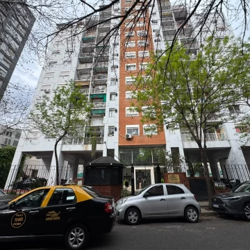 Catamarca y Alsina - 2 amb - Cochera Fija - Edificio Eleven Plaza - Venta - Balvanera