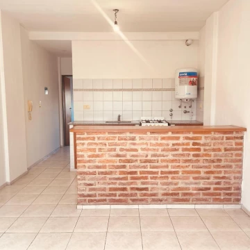 1790706249.jpg
