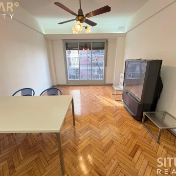 Venta departamento de 3 ambientes en Almagro.